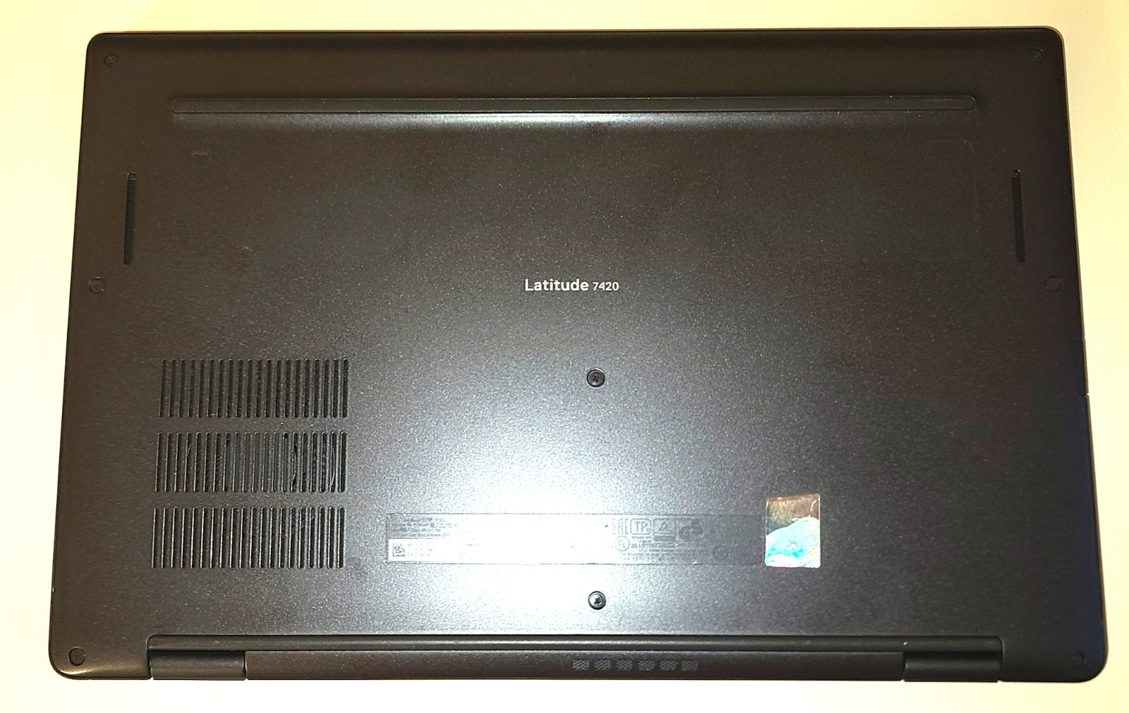 Dell Latitude 7420 Laptop i7-1185G7 256GB SSD 16GB RAM – Win 11 Pro, SSD@100%