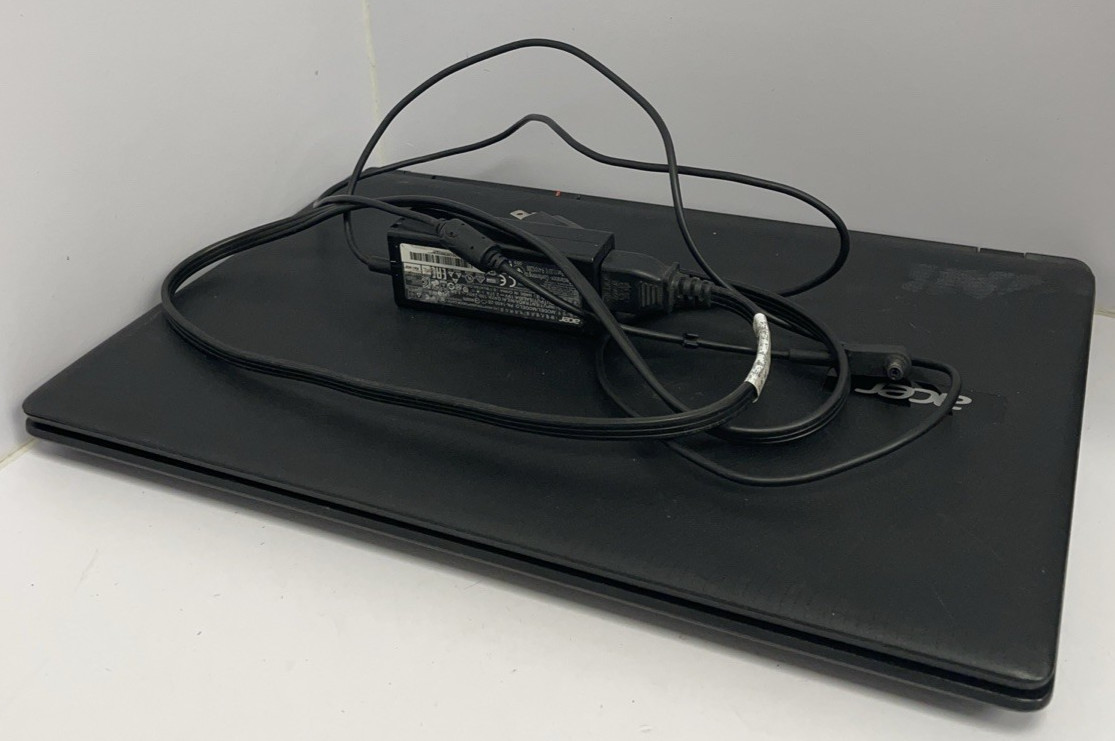 Acer Aspire Laptop N15QC4 with Charger