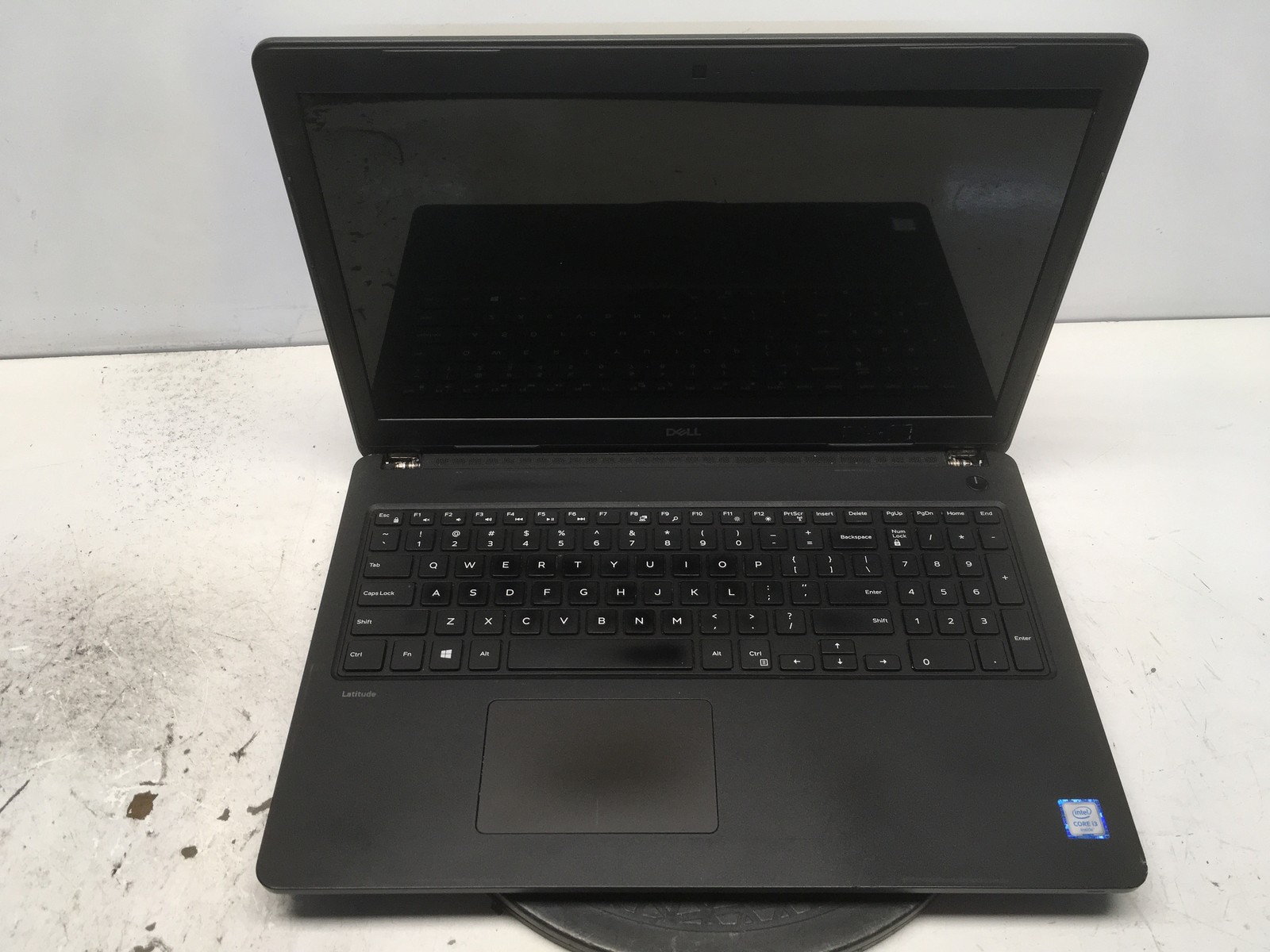 Dell Latitude 3580 Intel i3-6006U 2GHz 4 GB NO HDD No Batt