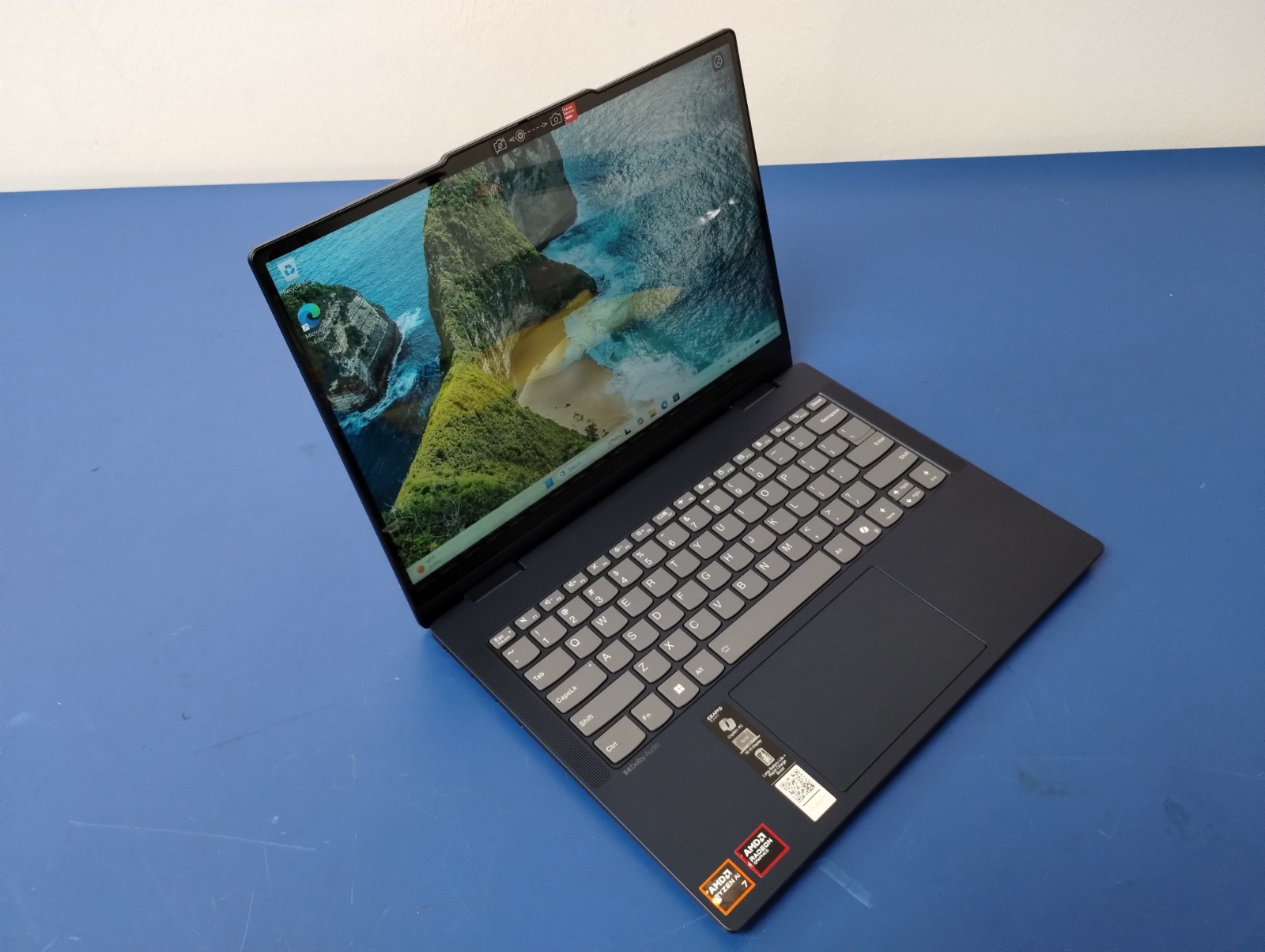 LENOVO IdeaPad 5 2-in-1 14AKP10, AMD Ryzen AI 7 350, 16 GB RAM, 1 TB NVMe SSD