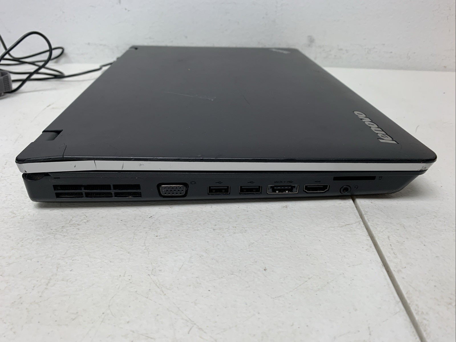 LENOVO THINKPAD E520 INTEL CORE i5-2410M 2.30 GHZ 4gb Ram Wind10 Edu No Battery