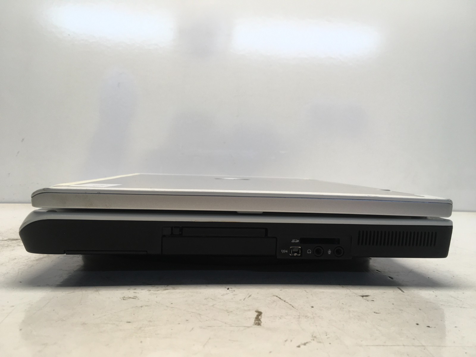 Dell Inspiron 9300 Intel Pentium 06D8 1.86GHz 2 GB NO HDD