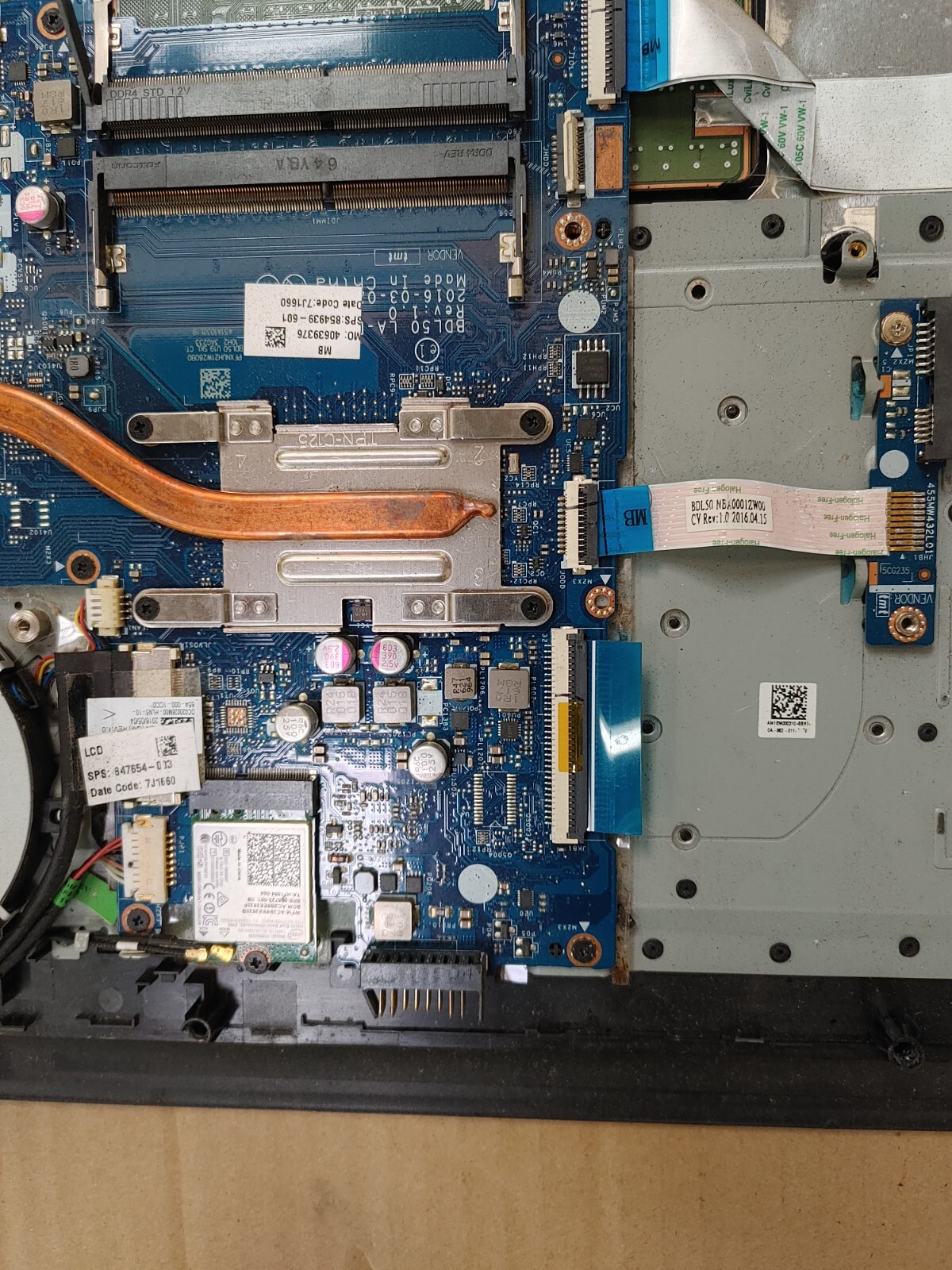 HP ProBook Core i3-6100U@ 2.30GHz, NO RAM ,NO HD ( Selling Motherboard )