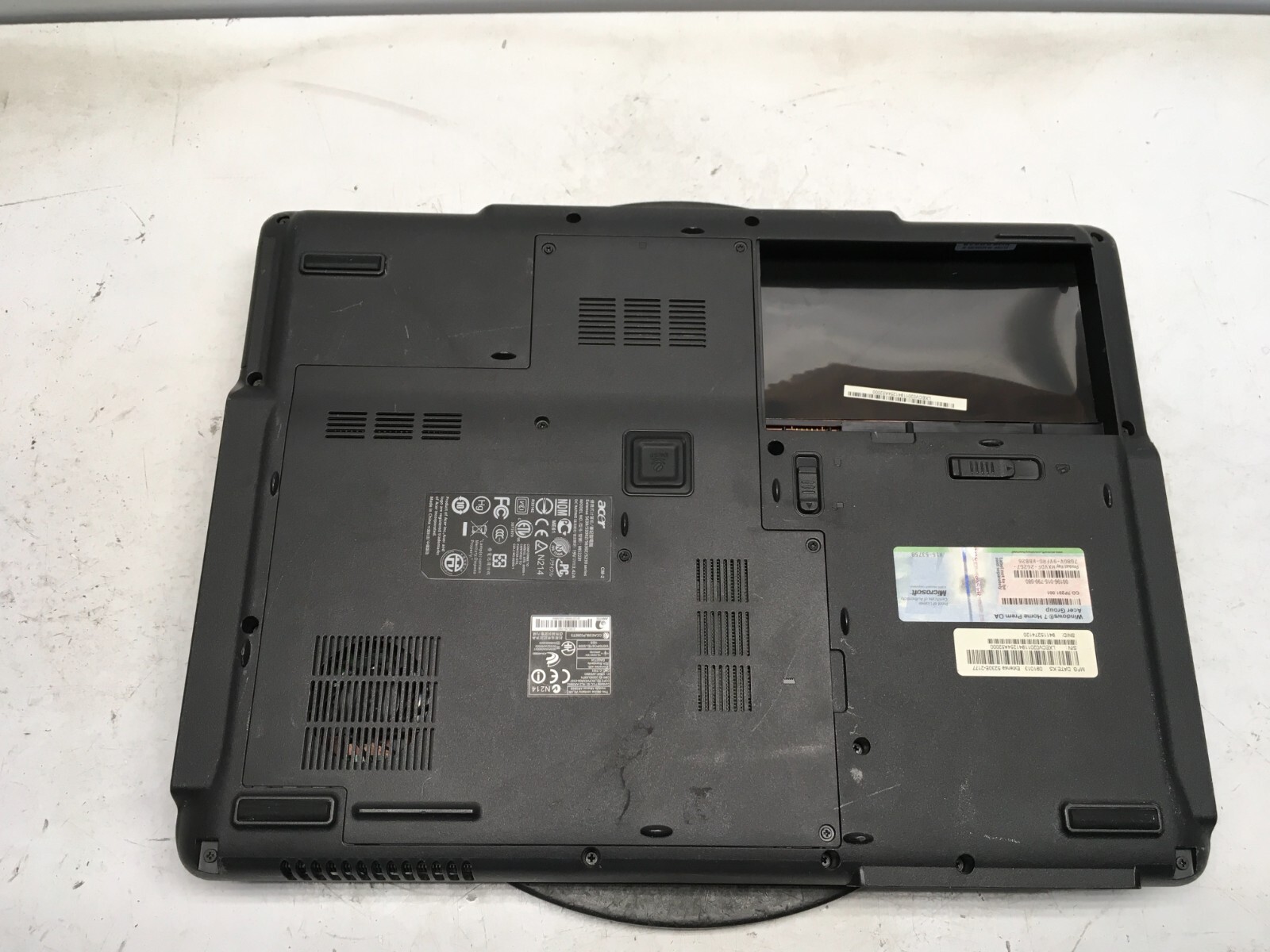 Acer Extensa 5230E Intel Celeron 900 2.2GHz 2 GB NO HDD No Batt