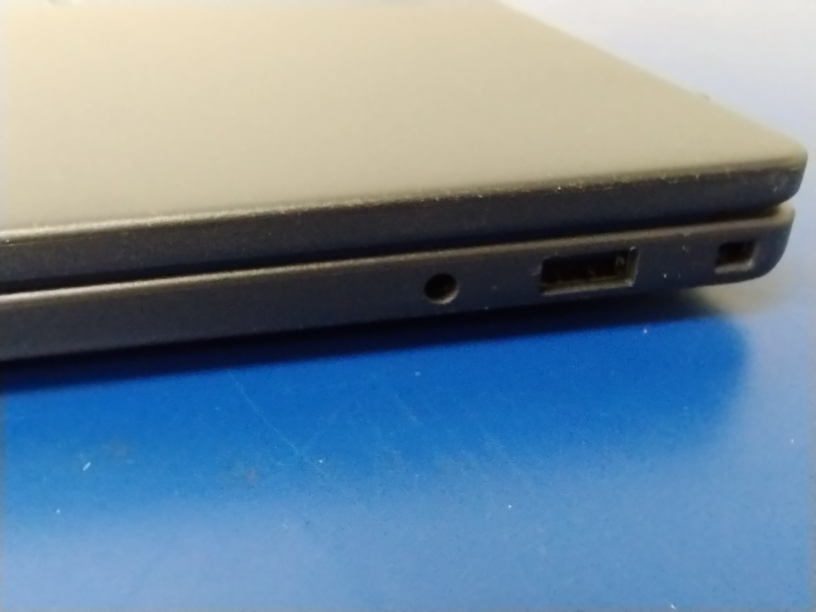 DELL 16 DC16250 MRYT3, Intel Core 7 150U, 1.80 GHz, 16 GB RAM, 1 TB NVMe SSD