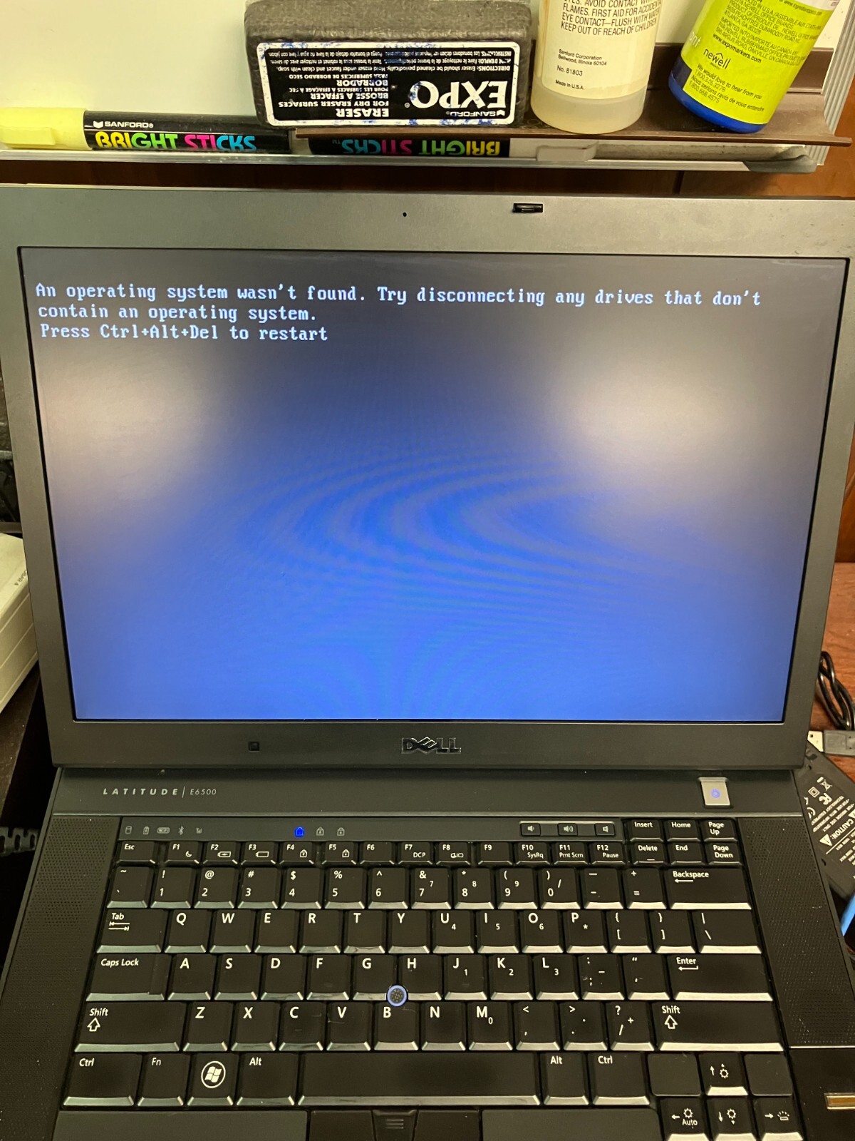 Dell Latitude E6500 Laptop 15.4″ 4GB DDR2 RAM 250GB CORE2DUO 2.6 FOR PARTS