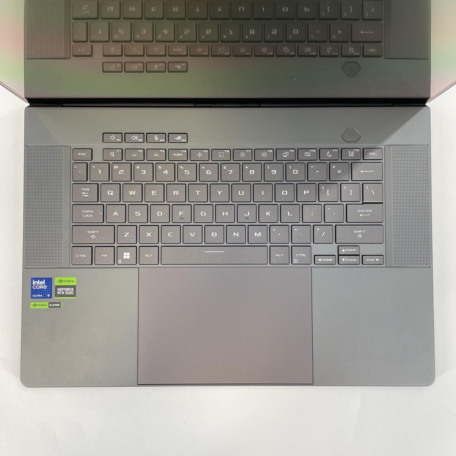 Asus ROG Zephyrus G16 GU605 240Hz QHD+ 2.5GHz Ultra 9 185H 16GB 1TB SSD RTX 4070