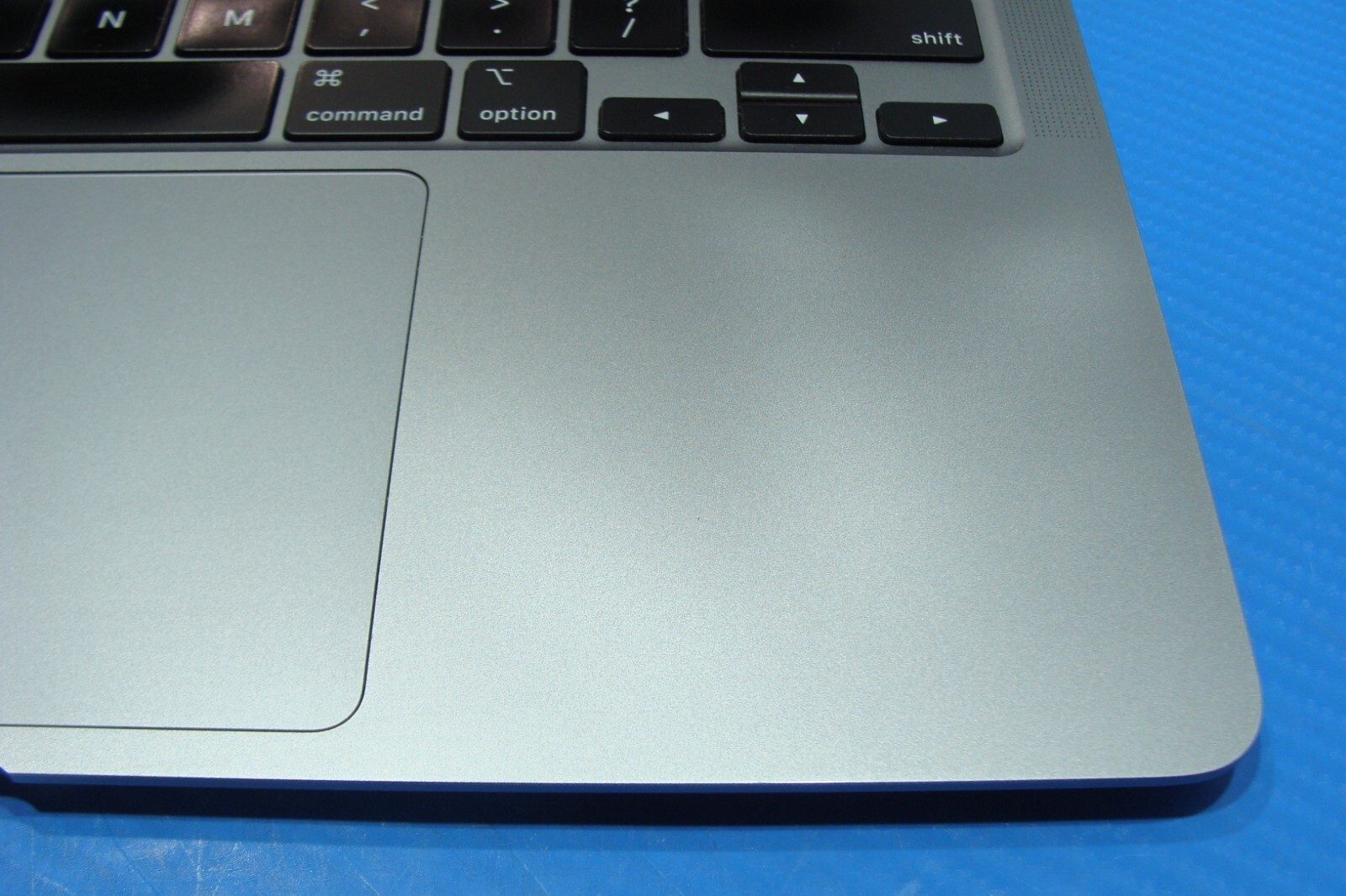 Apple MacBook Air 13″ A2179 (2020) i7-1060NG7 16GB 256GB MWTJ2LL/A Space Gray