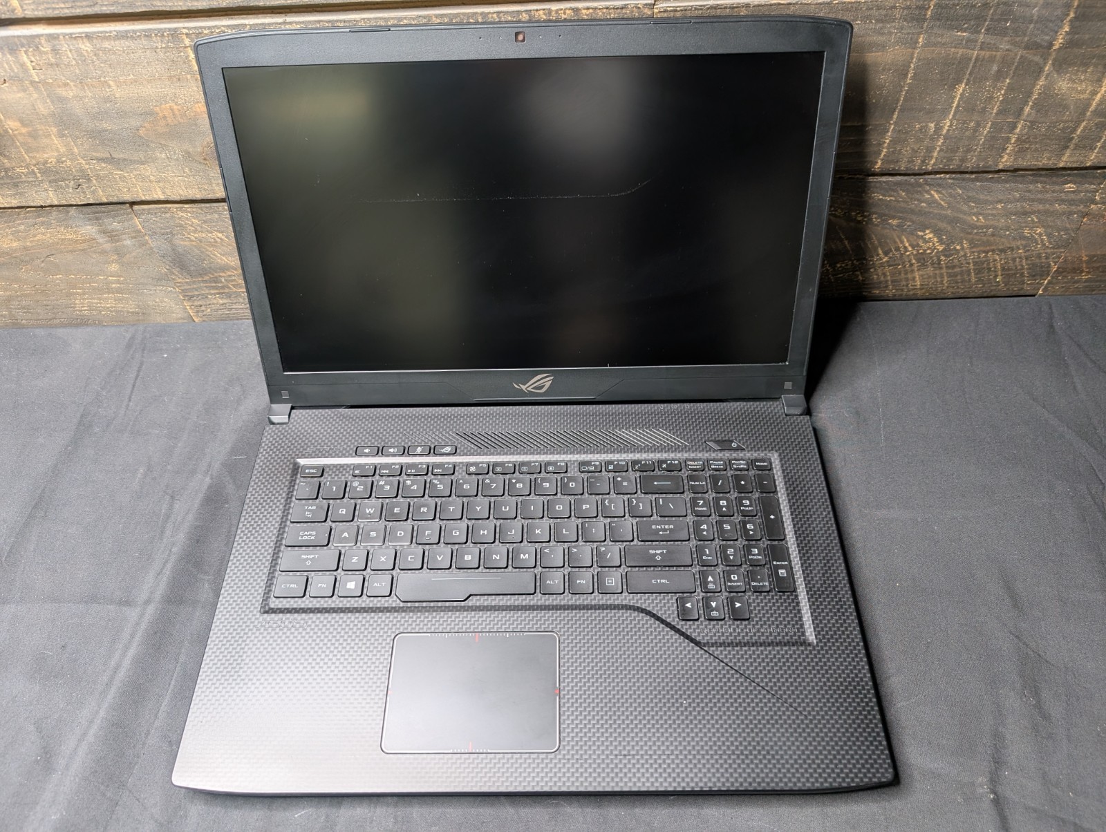 Asus GL703GE Rog Strix 17.3in i7-8750H 16GB RAM 256GB SSD GTX 1050 ti Win 11