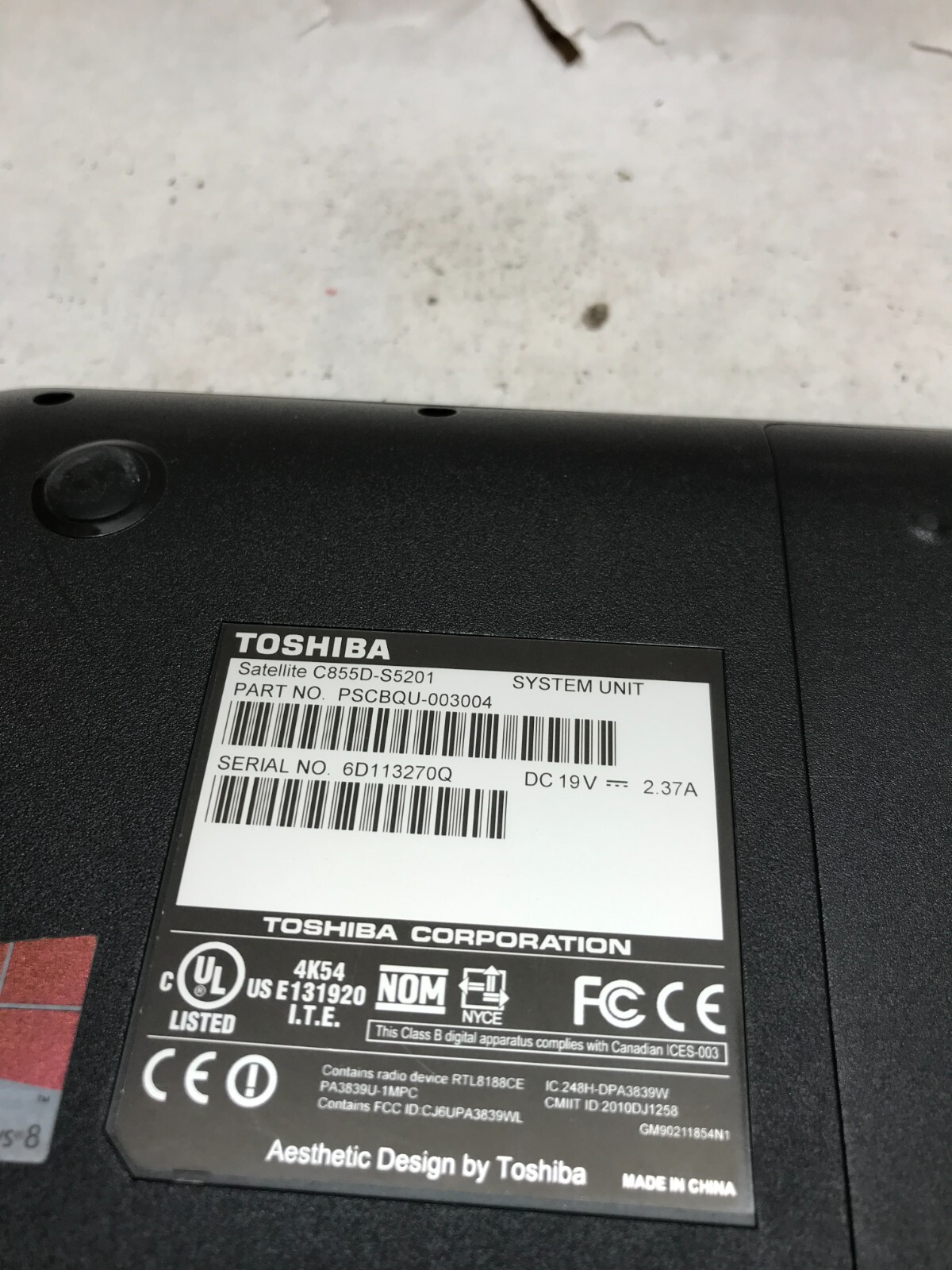 Toshiba Satellite C855D-S5201 15″ AMD E1-1200 1.4GHz 4GB RAM NO HDD/OS AS IS -DW
