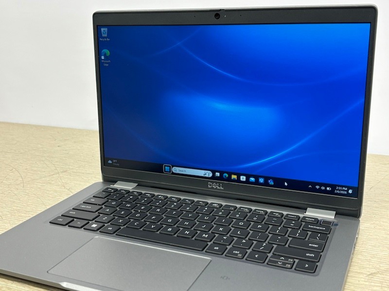 Dell Latitude 5330 FHD Intel i7-1265U 16GB RAM 256GB SSD Windows 11 Pro Laptop