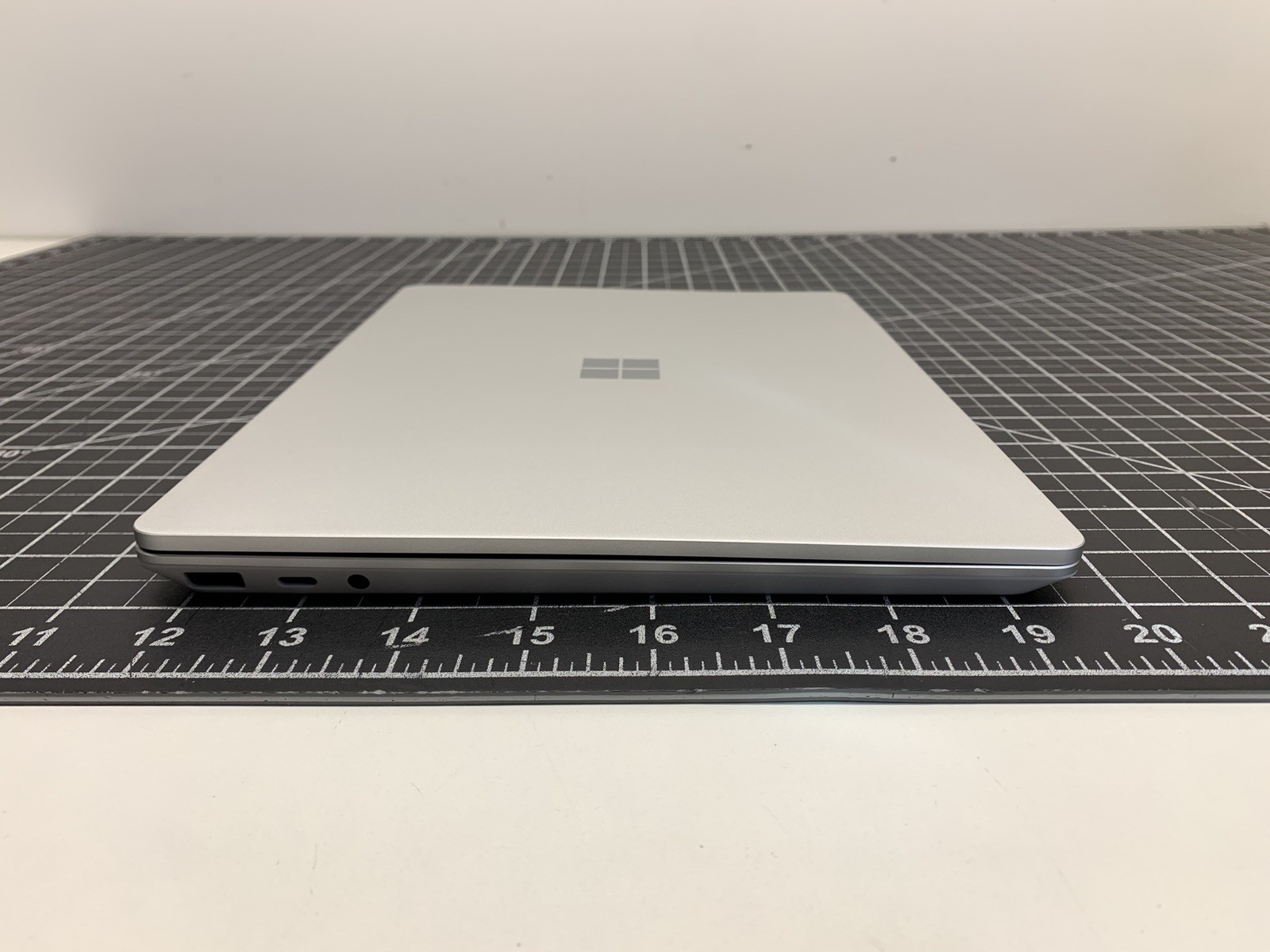 Microsoft Surface Go 2 2013 Core i5-1135G7 | 256GB SSD, 8GB RAM | #P262