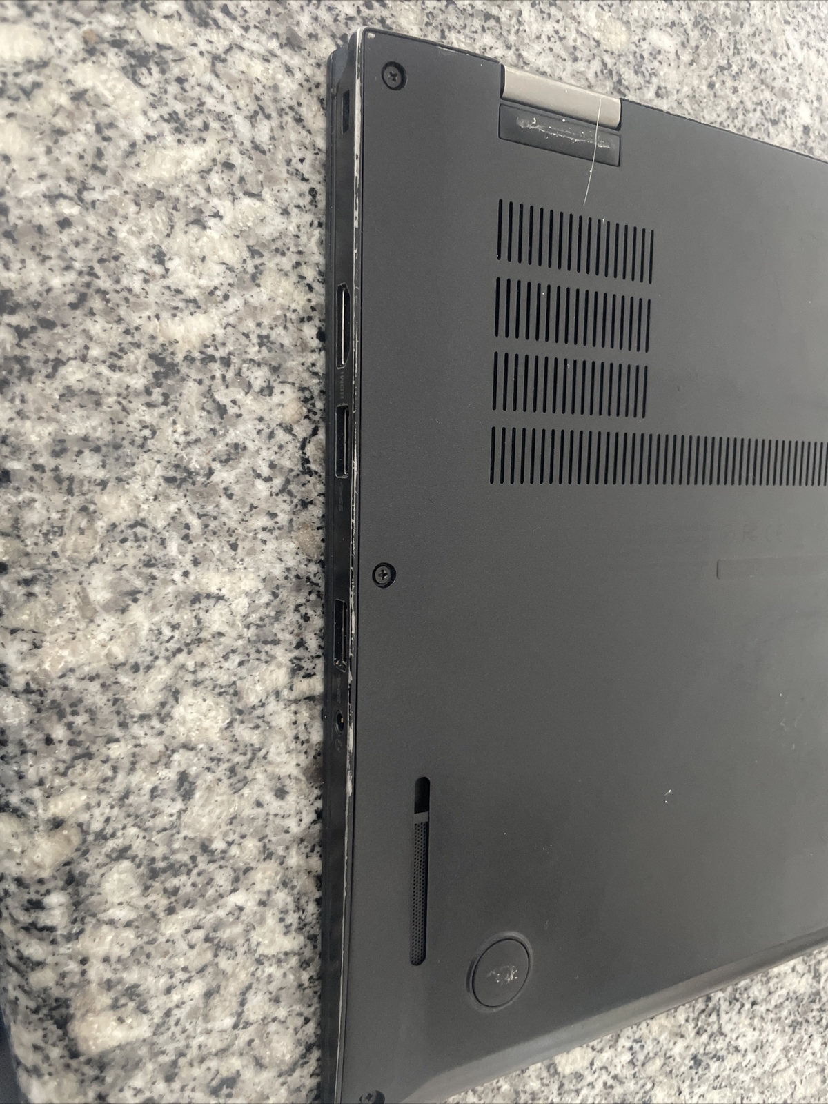 LenovoX1 Carbon Laptop i5 6200U 2.30GHZ 14″ FHD 8GB RAM 256GB NVMe Windows 10Pro