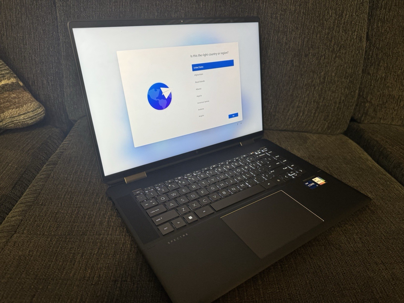 HP Spectre x360 16” (512GB SSD Intel Core i7-11390H 3.2GHz 16GB RAM) Touch