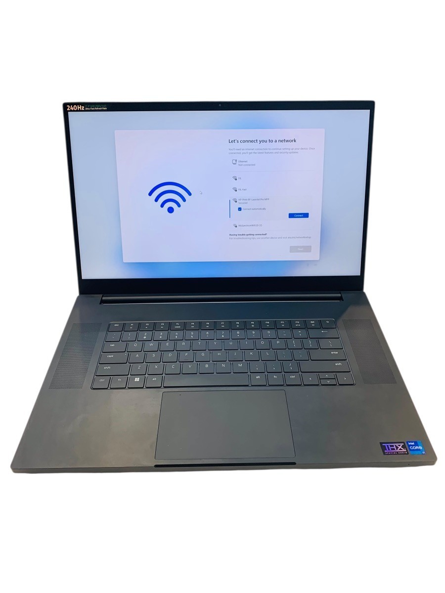 Razer Blade RZ09-0423 | Nvidia 3070 TI | i7 12th Gen | 16GB Ram| 1TB SSD (READ)