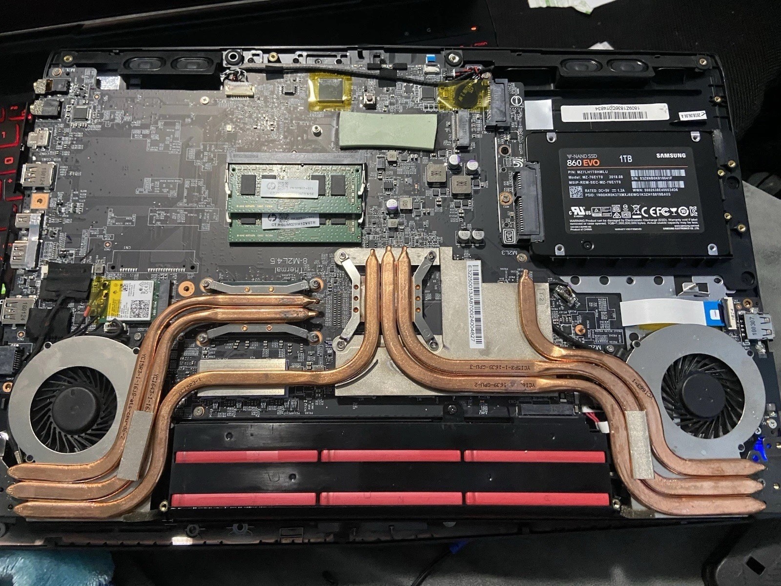 MSI GV62 8RD i5-8300H 2.3ghz 16gb ram 1tb ssd