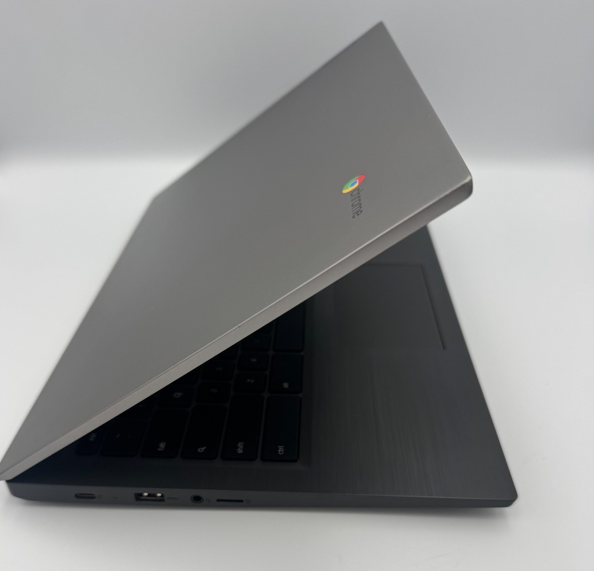 Lenovo Chromebook 11.6″ | AMD A4-9120C Radeon R4, 5 Compute | 4GB | 32GB eMMC