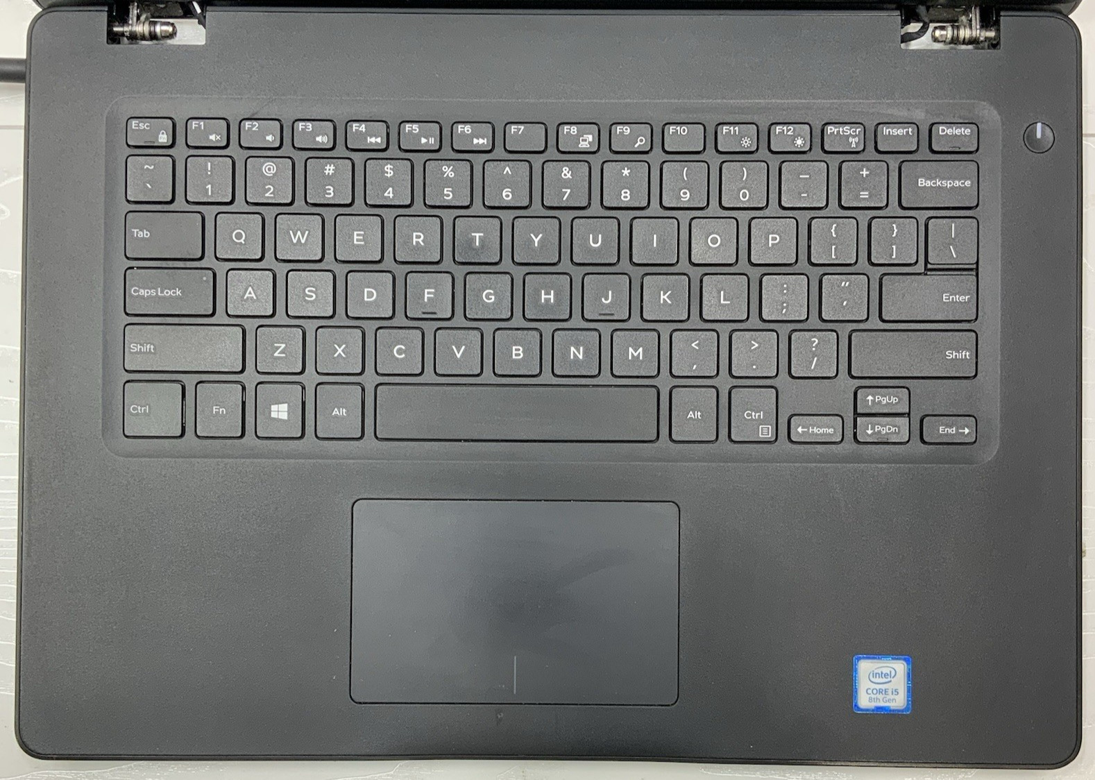 Dell Latitude 3490 14″ Laptop Intel i5-8250U 1.60GHz 8GB DDR4 256GB NVMe | W10P