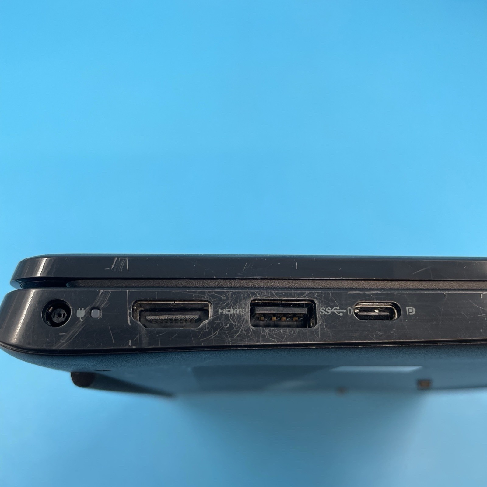 Dell Latitude 3520 | i5-1135G7 | 8GB RAM | NO DRIVE | NO OS | 68% BATTERY