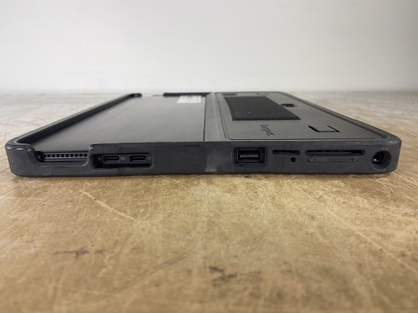 DELL LATITUDE 5285 I5-7300U @ 2.6GHz, 8GB RAM, NO HDD/OS