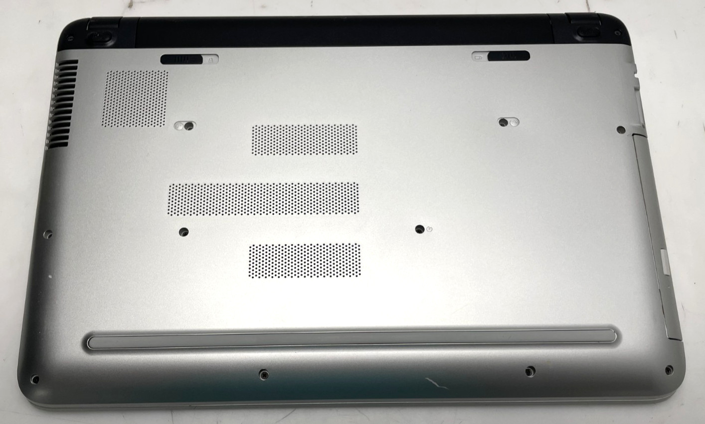 HP Pavilion 15-ab277cl 15.6″ i7-5500U 12gb Ram 250gb SSD Linux OS “Good” Btry