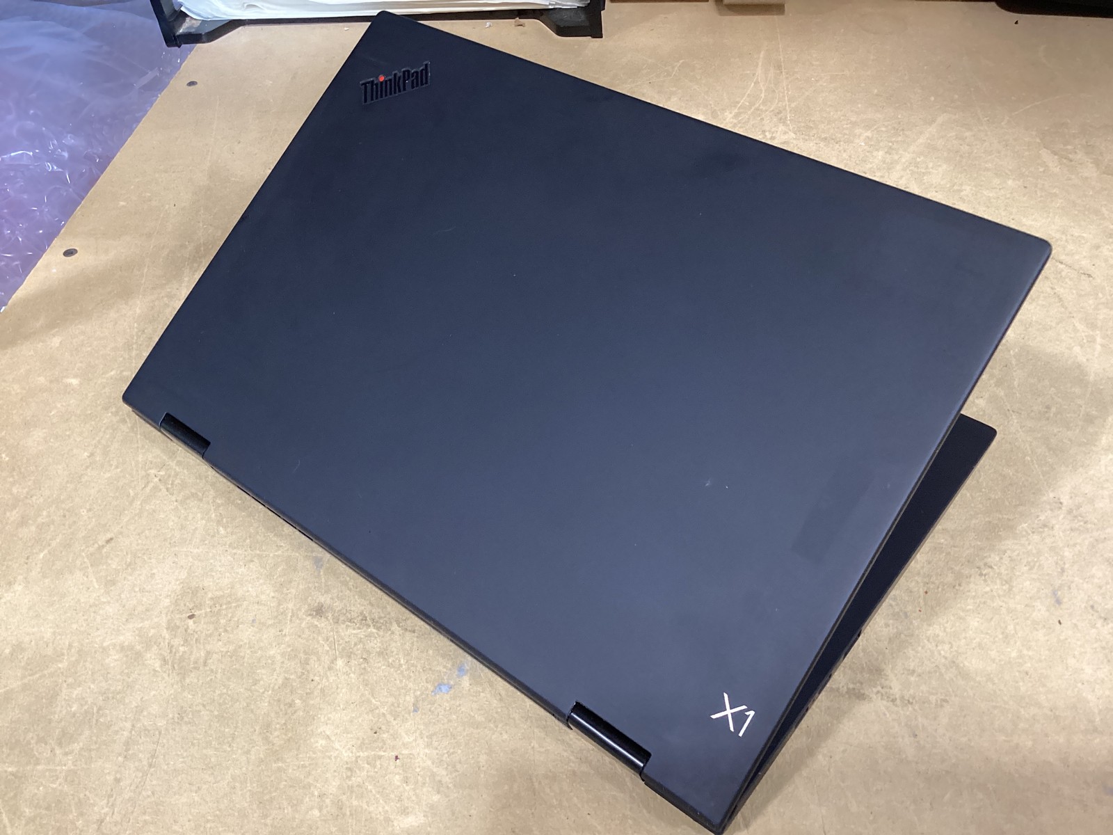 Lenovo ThinkPad X1 Yoga 3rd Gen 14″ Laptop | i5-8350U | 16GB | No HDD/AC Grade B