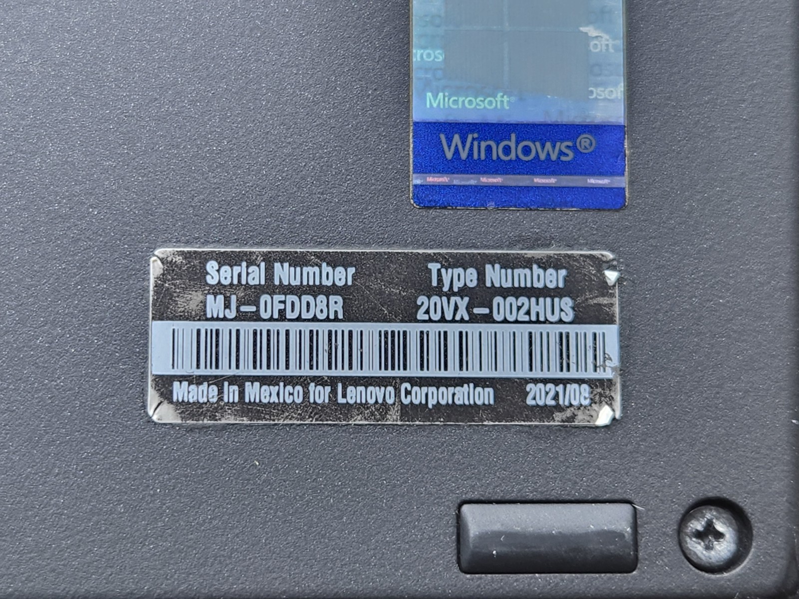 Lenovo ThinkPad P14s Gen 2 14″ FHD i7-1165G7 32GB 512GB SSD Nvi. T500 Win 11 P ~
