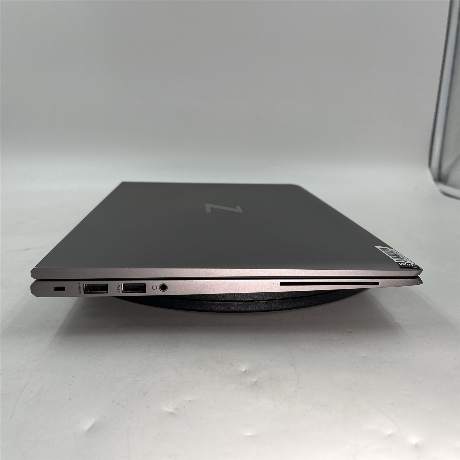 HP ZBook Firefly 14 G8 i7-1185G7 3.00GHz/16GB RAM/512GB NVMe SSD