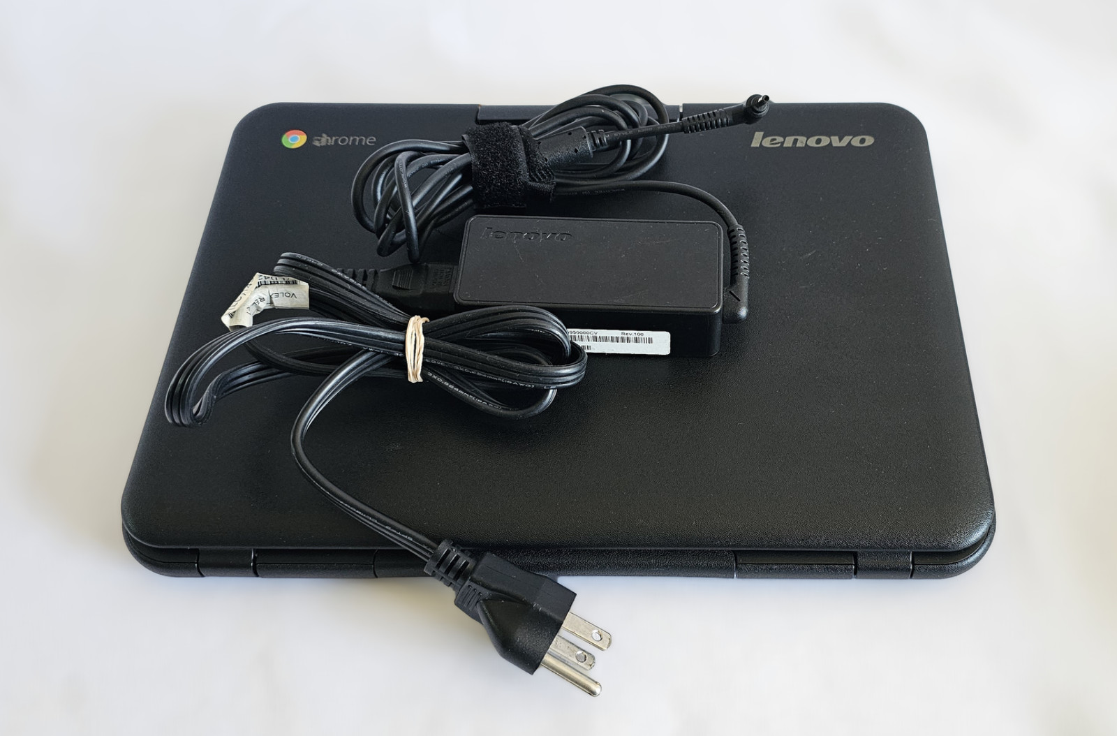 LENOVO Chromebook N21 80MG 2.16 GHz 11.6″ Laptop 16 GB 2 GB WITH CHARGER