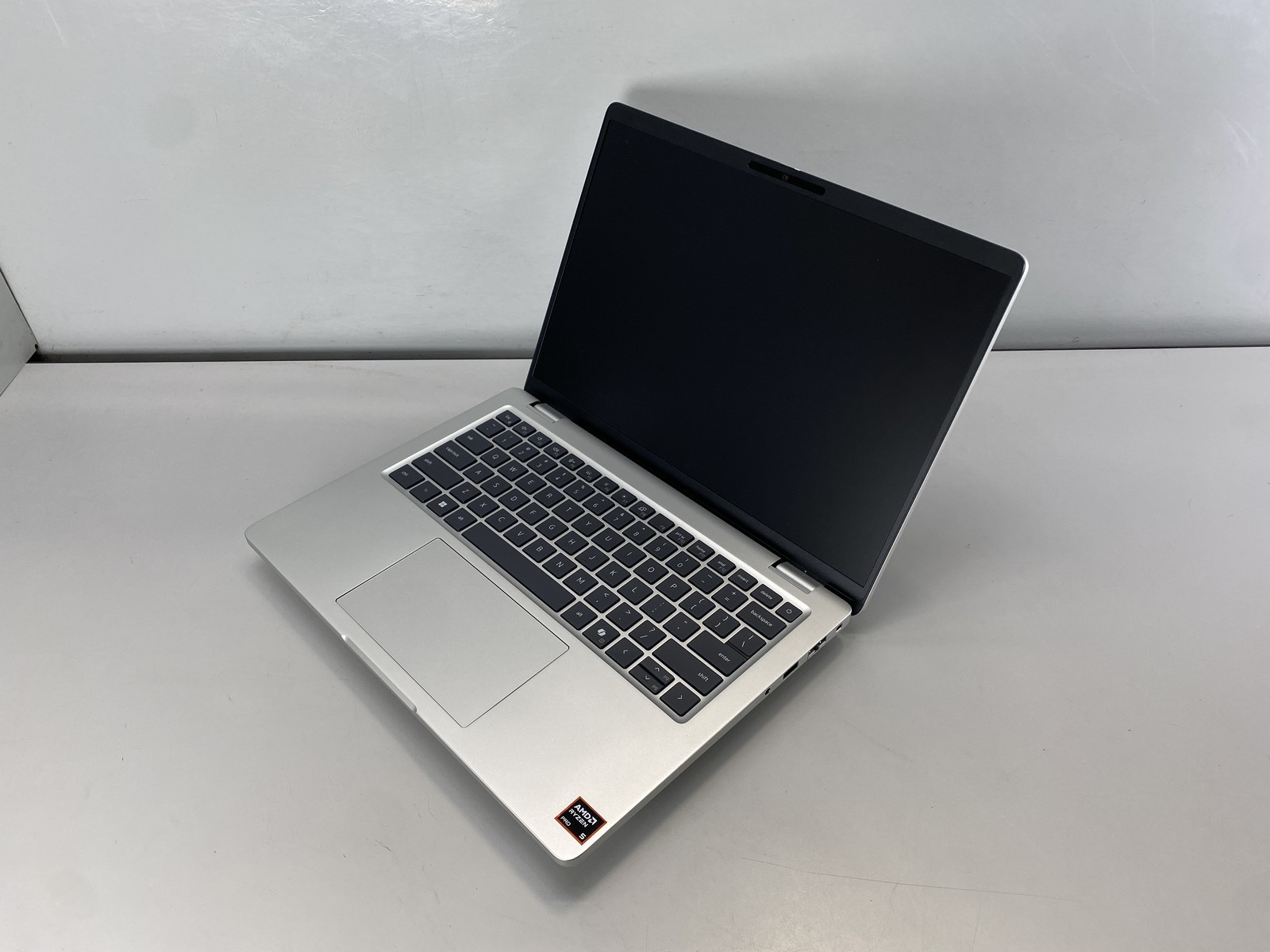 Dell Laptop Pro 14 Plus PB14255 14″ AMD Ryzen 5 Pro 230 512GB- Silver