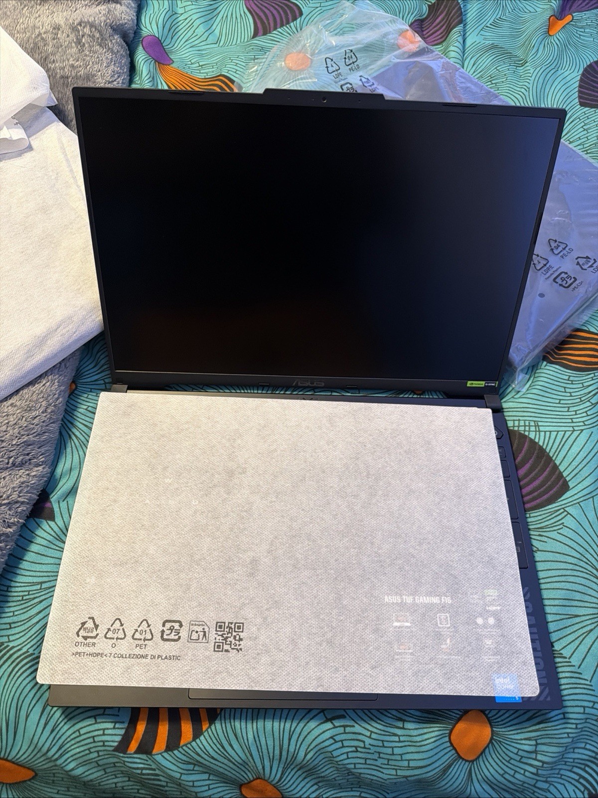ASUS TUF F16 Gaming Laptop RTX 4050 16GB RAM 512GB SSD Intel i5 15.6