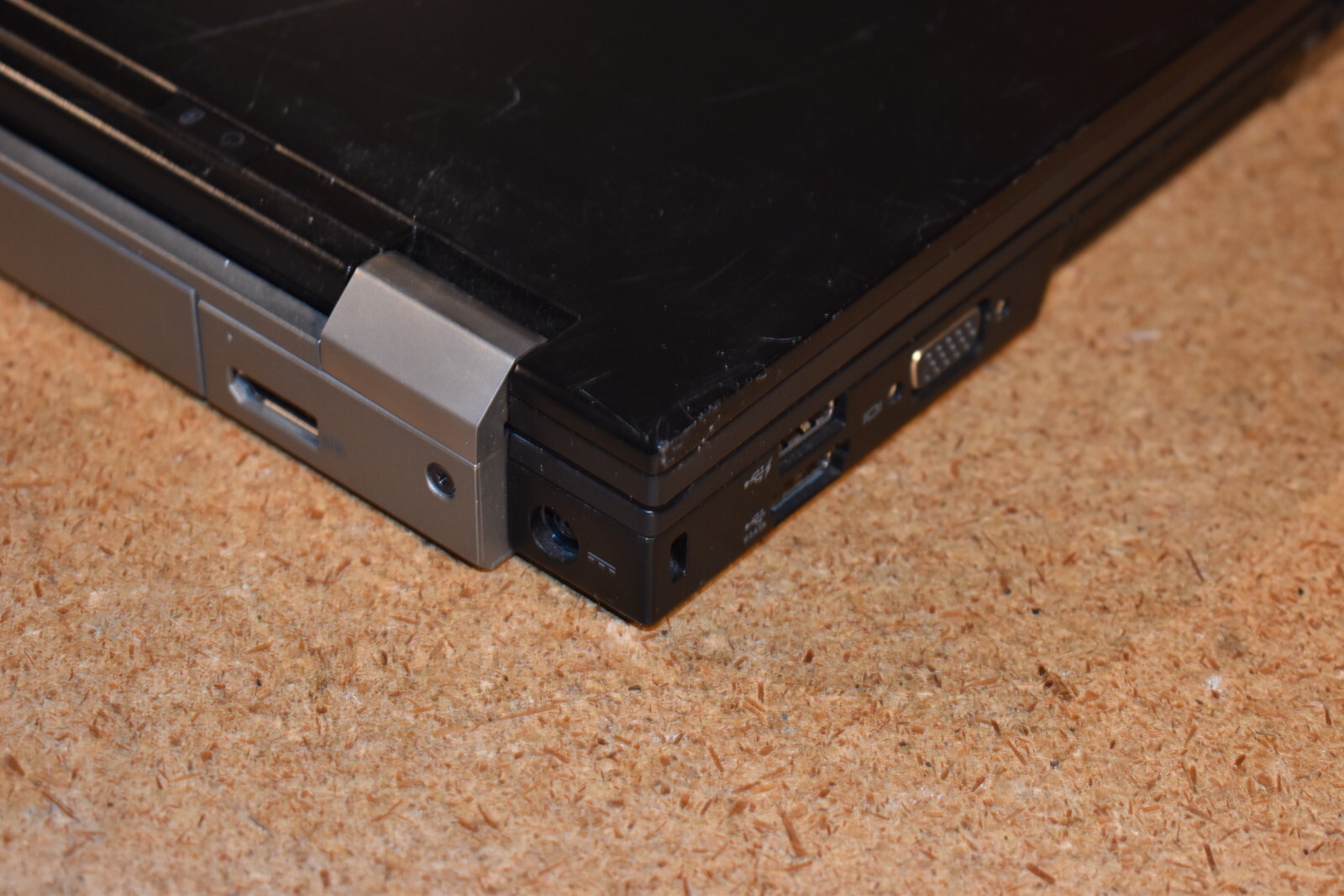 Dell Latitude E6500 Core 2 Duo 2.53GHz 2GB RAM 120GB HDD Windows XP Pro 32-bit