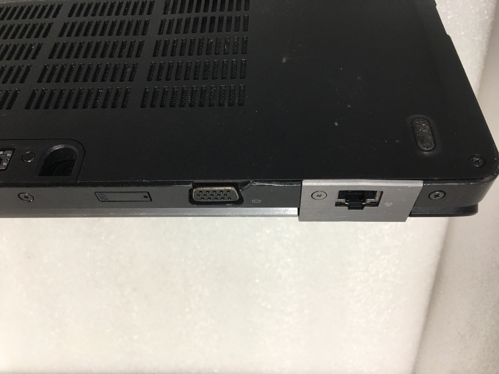 Dell Latitude E5570 128gb SSD Win 11 i3-6100u 2.30ghz 8gb Ram Hdmi Webcam