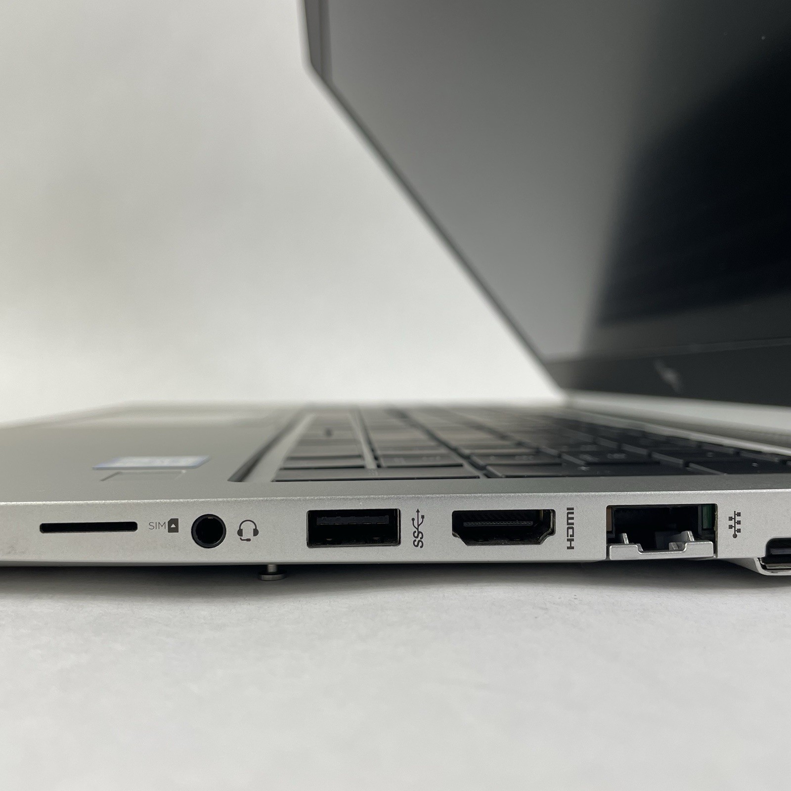HP EliteBook 850 G5 15.6″ i7-8650U 1.90 GHz 8 GB RAM No SSD/OS/AC/Battery