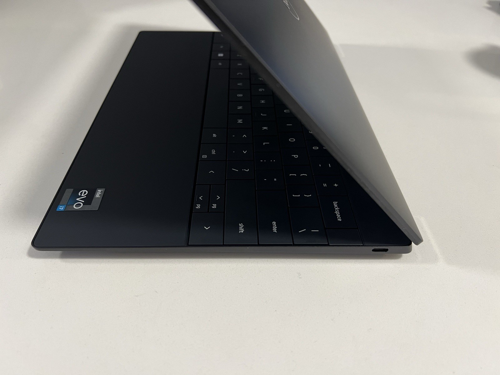 Dell XPS 13 Plus 9320 OLED Touchscreen i7 32GB RAM 1TB SSD Graphite Laptop