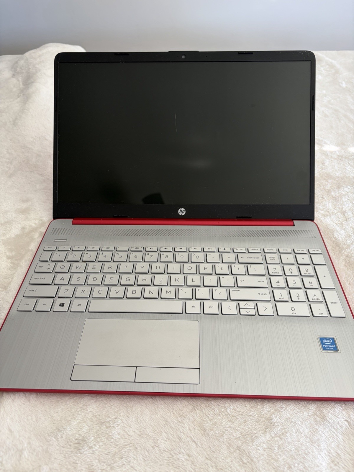 HP 15.6” Laptop Intel Pentium Silver N5030 Windows 11 Home 4GB RAM