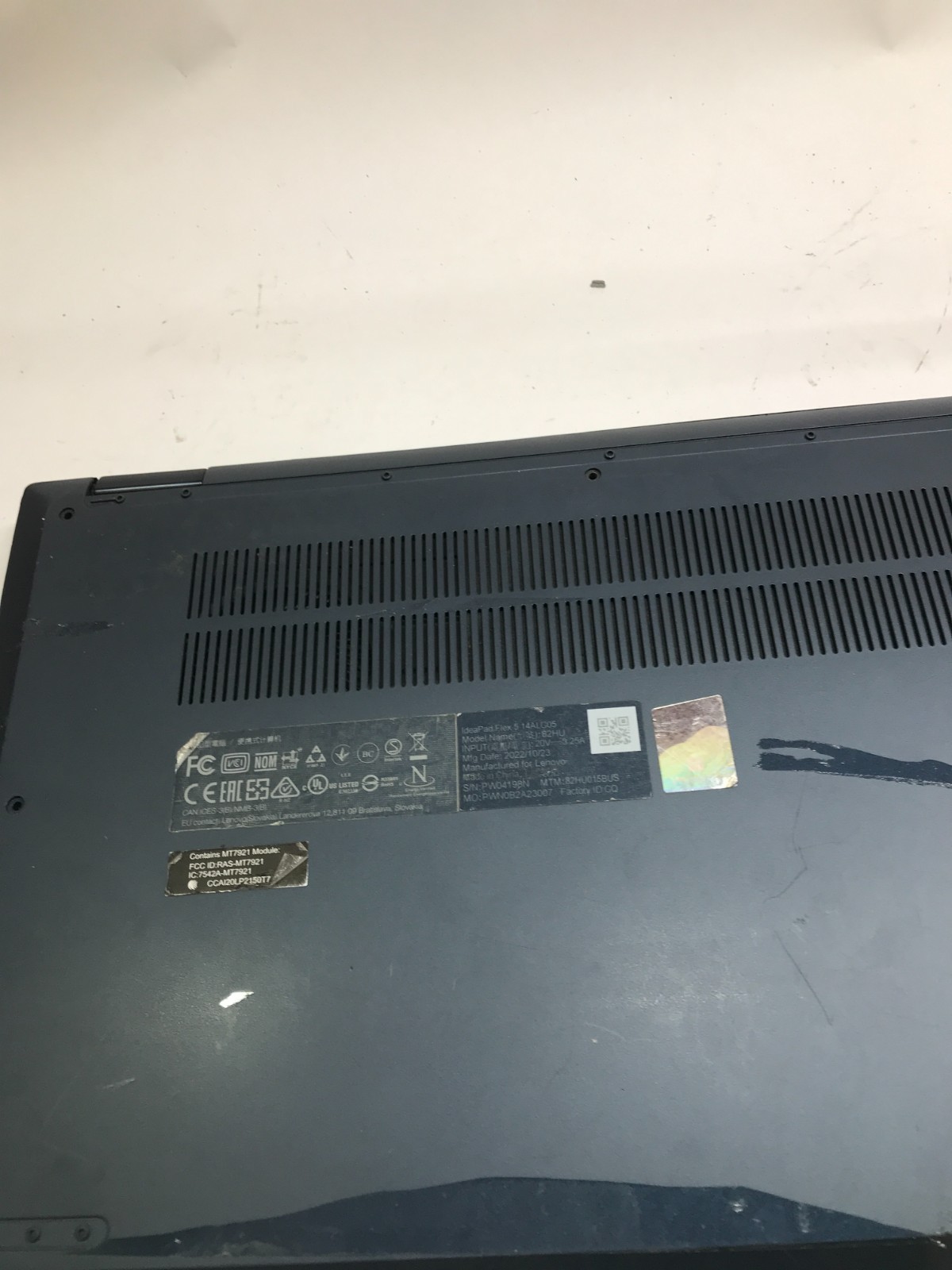 Lenovo IdeaPad Flex 5 14ALC05 14″ Ryzen 5 5000 Series NO RAM NO SSD For Parts