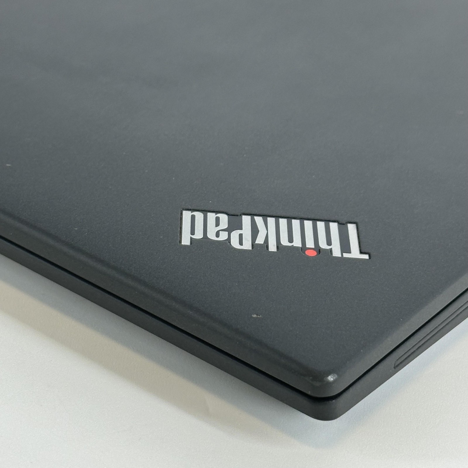 Lenovo ThinkPad P14s Gen 4 FHD+ 1.9 GHz i7-1370P 32GB 512GB SSD RTX A500 Good