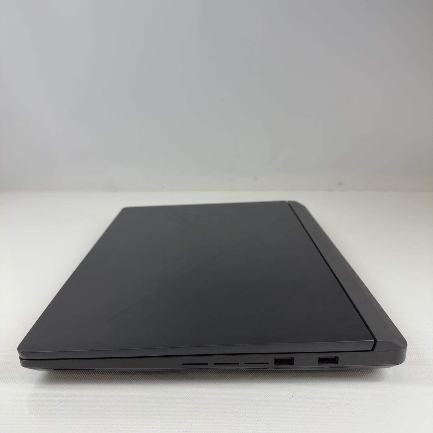 Asus G615L G615L 16″ Core Ultra 9 275HX 2.7GHz 32GB RAM 1TB SSD GeForce RTX 5060