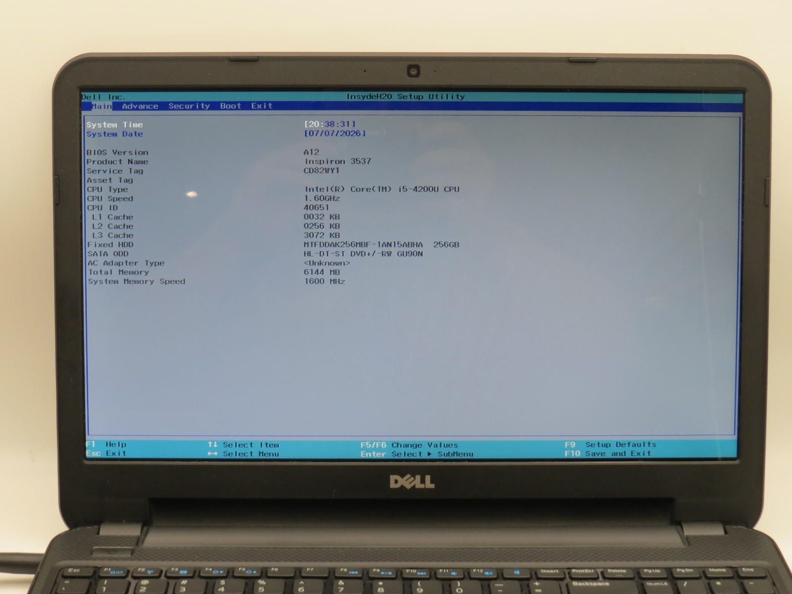 Dell Inspiron 15 i5-4200U @ 1.6GHz 6GB DDR3 256GB 2.5″ SATA SSD 15″ No OS/Batt