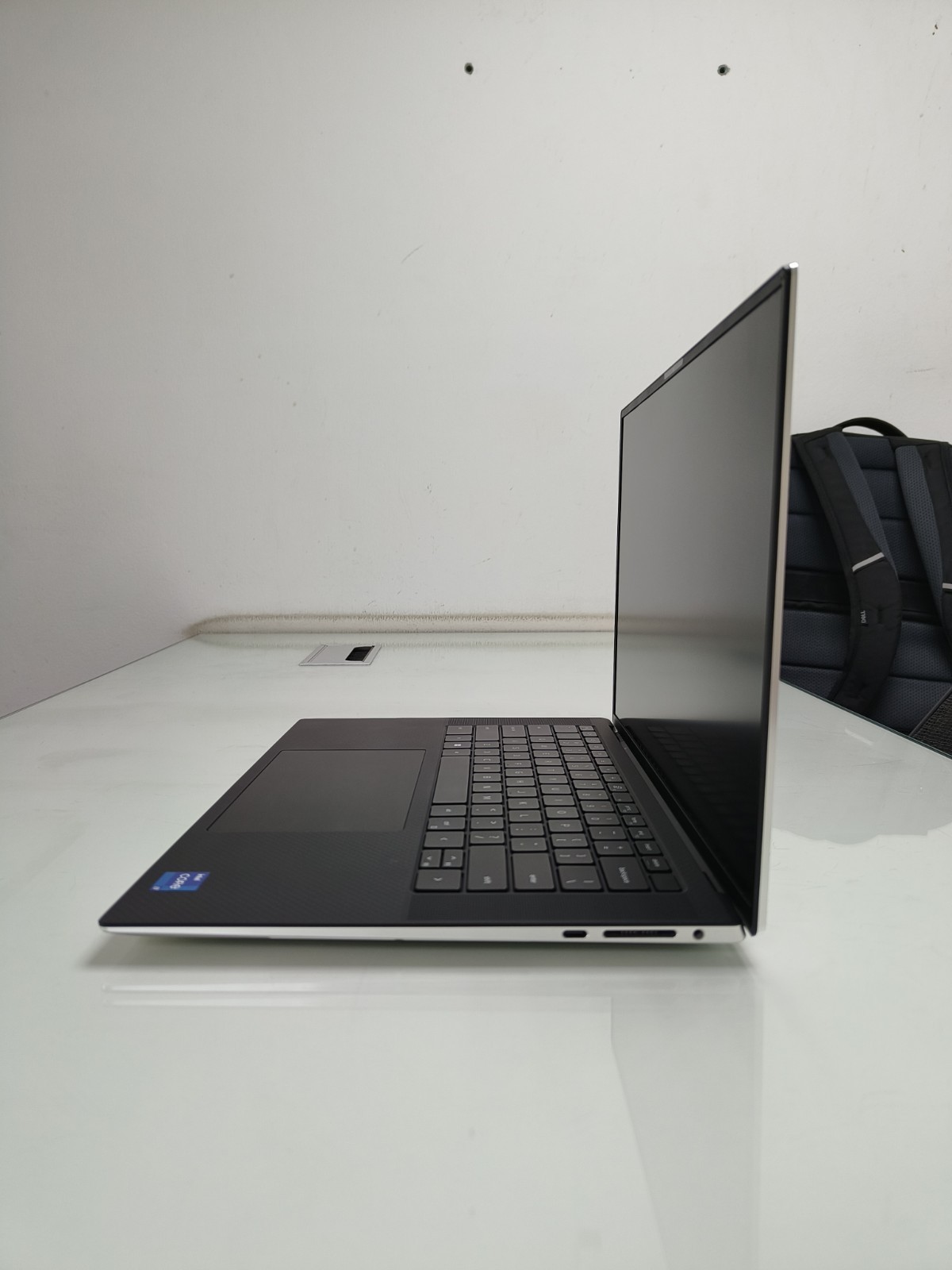 Dell XPS 15 9520 i7-12700H 32GB RAM 512GB SSD 15.6″ FHD+ Win11 Very Good