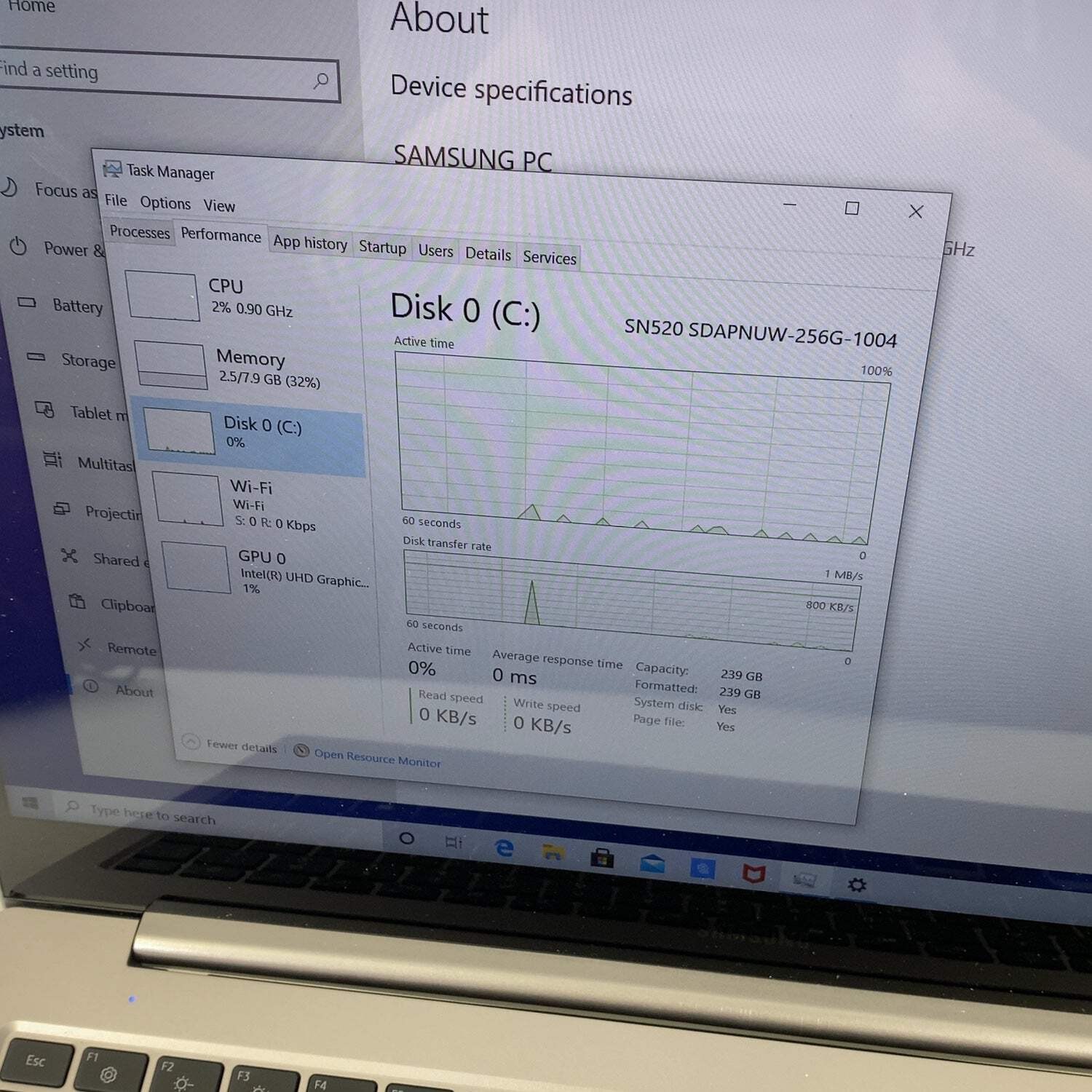 Samsung Notebook 7 NP750XBE 15.6″ i7-8565U 2.0GHz 8GB RAM 256GB SSD