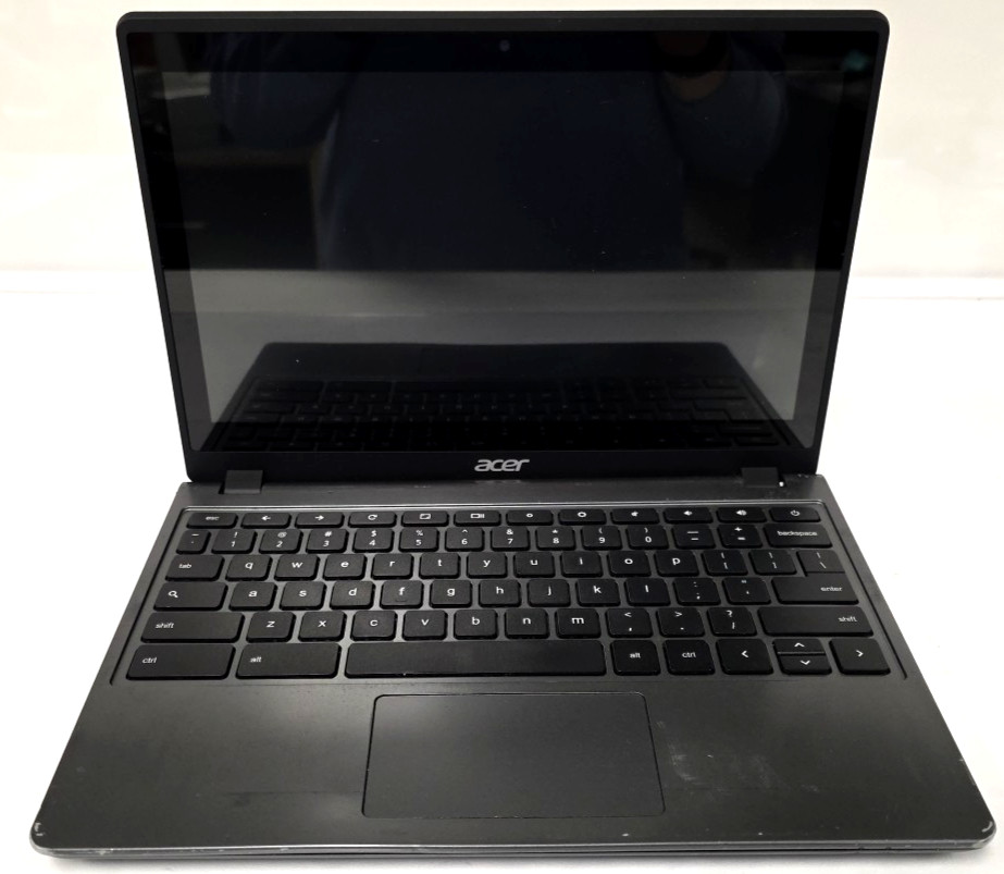 Acer Chromebook C720| Intel Celeron 2955U|2GB RAM| No SSD| No Battery| For Parts