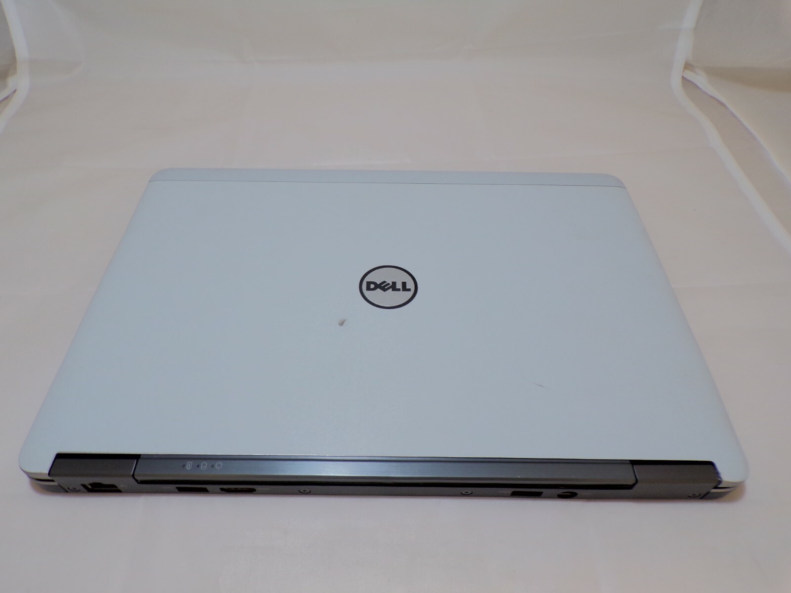 Dell Latitude E7240 Ultrabook, i5, 128GB SSD, 8GB 12.5″ Laptop, Windows 10 Pro