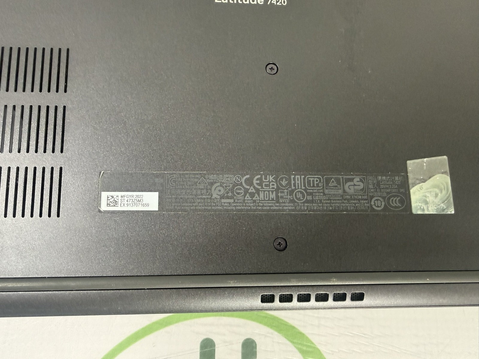 Dell Latitude 7420 14″ i5-1145G7 2.6GHz 16GB DDR4 256GB W11 Pro Laptop – READ