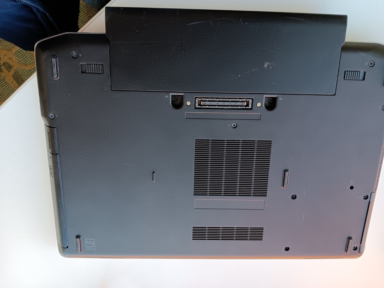 DELL LAPTOP WINDOWS 11/Android 12 8GB RAM Intel Core I5