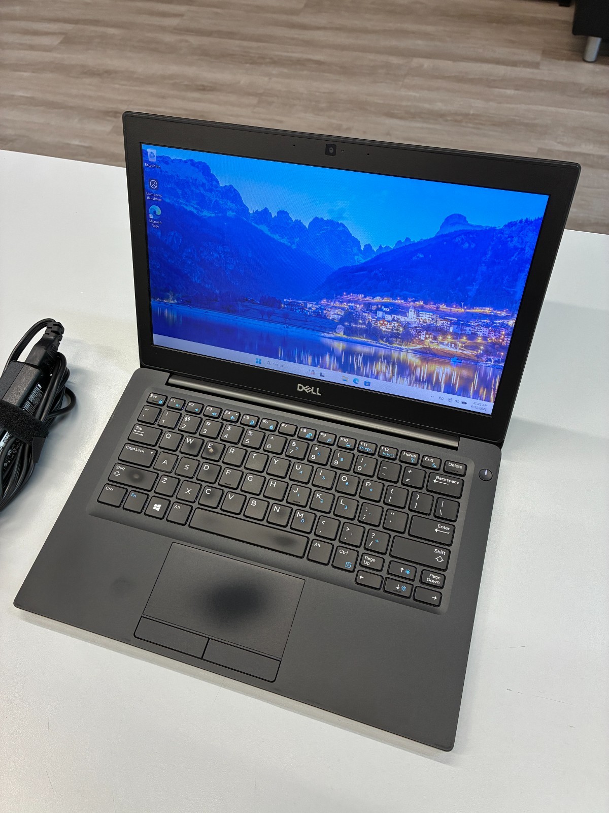 Dell Latitude 7290: 12.5″ / i7-8650U / 16Gb / SSD 512Gb / Win 11 Pro