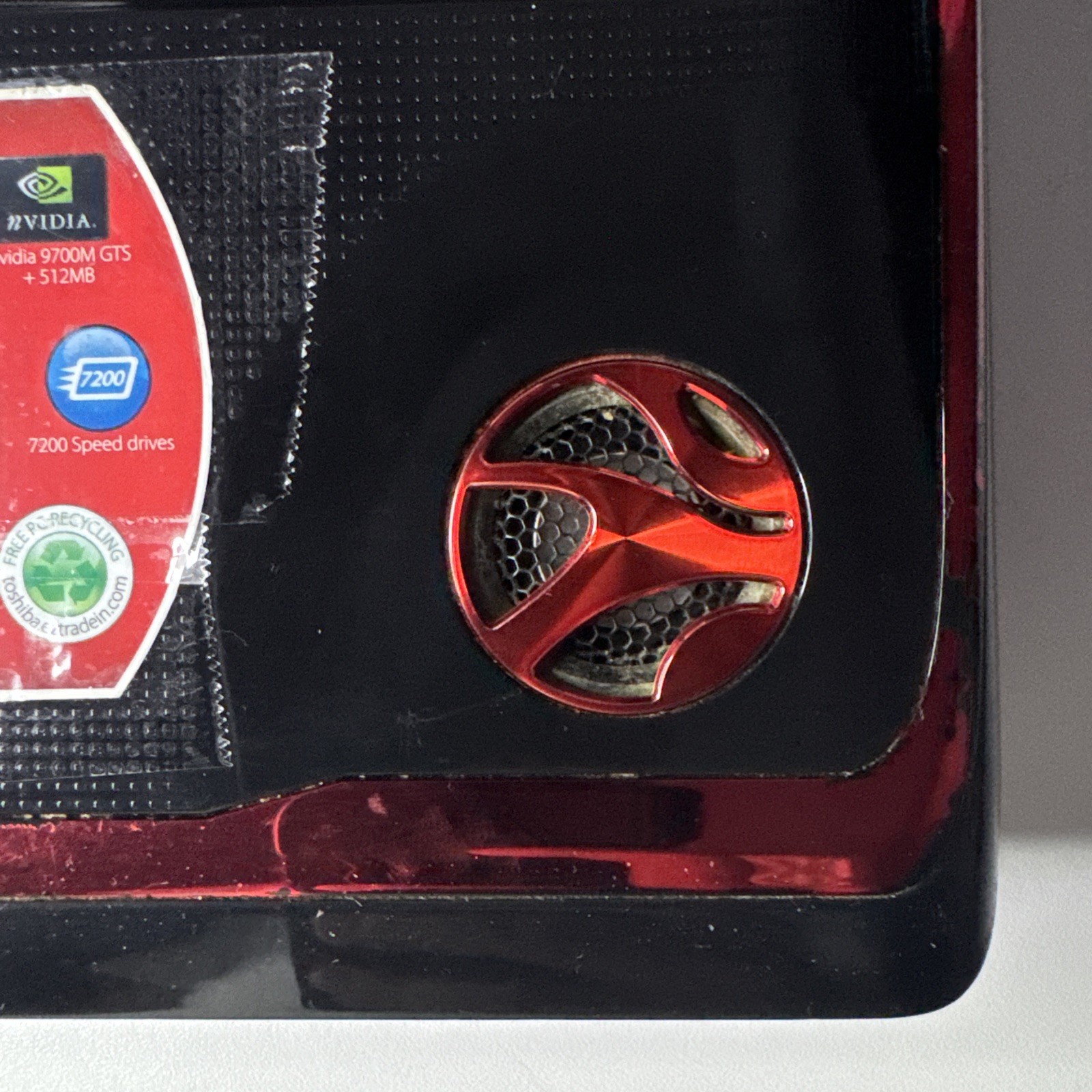 Toshiba Qosmio X305-Q705 17″ Tested Working No Battery GTX 9700M Rare