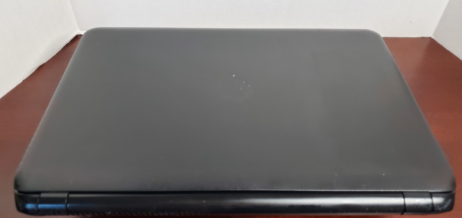 HP 255 G3 AMD E1 1.35GHz / 8GB / 240GB SSD / Windows 11 Pro