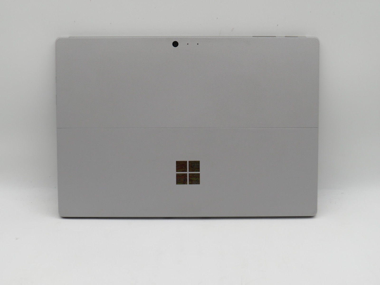 Microsoft Surface Pro 4 i5-6300U@2.4GHz 8GB RAM 12″ 256GB HD No OS/AC